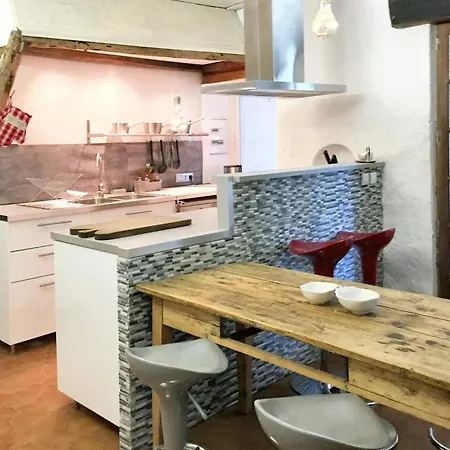 Maison Familiale Avec Piscine Partagee A Saint-Andre-de-Cruzieres